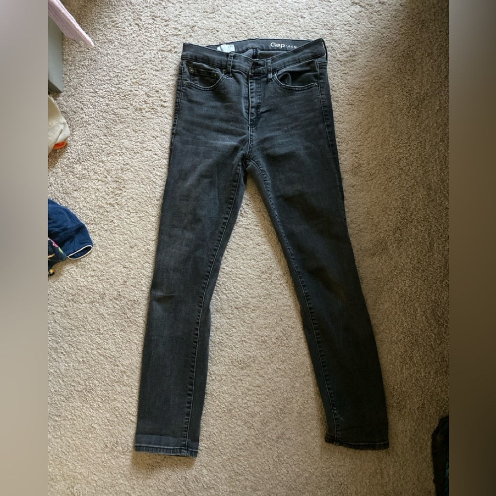 Women’s Gap black jeans